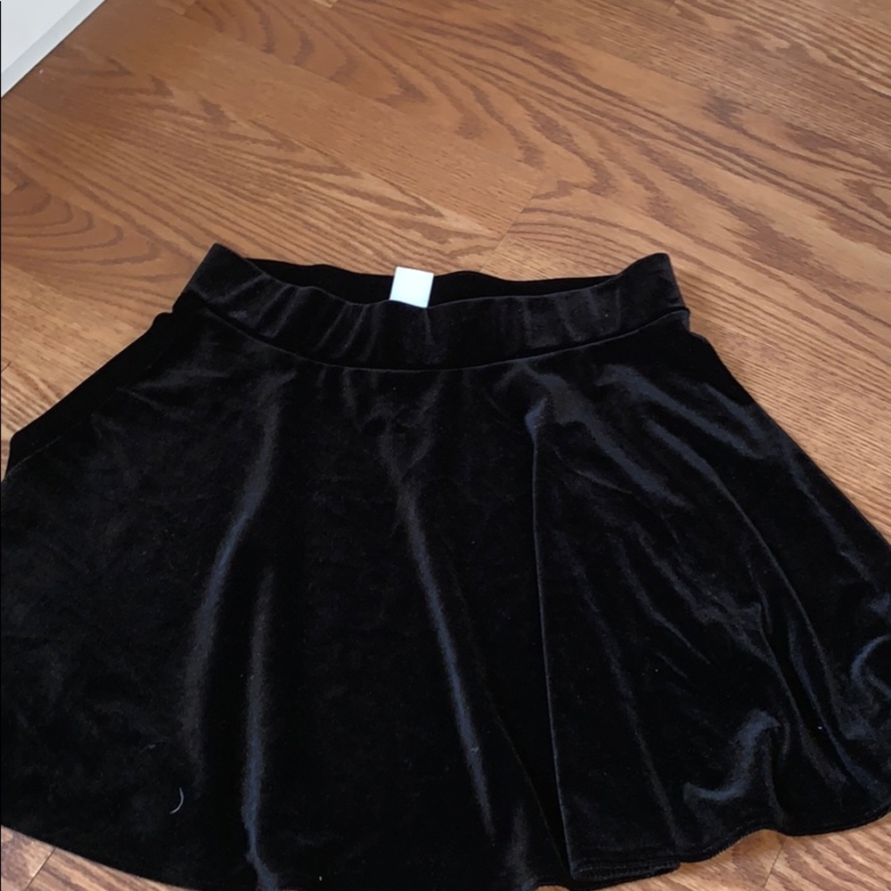 VELVET SKATER SKIRT
